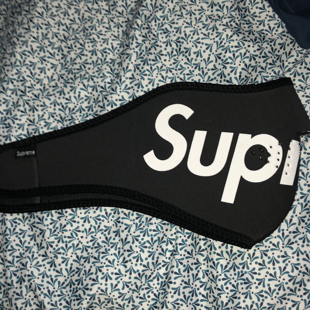 Supreme mask